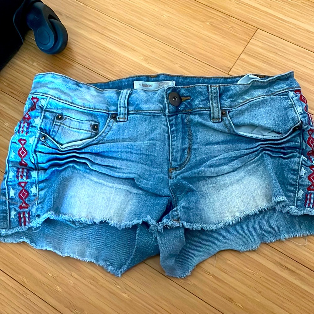 no boundaries fourth of july shorts. Size 9.